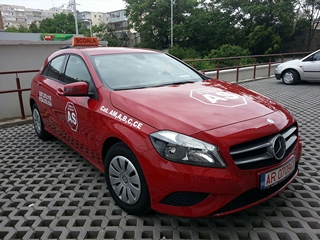 Mercedes Class A rosu